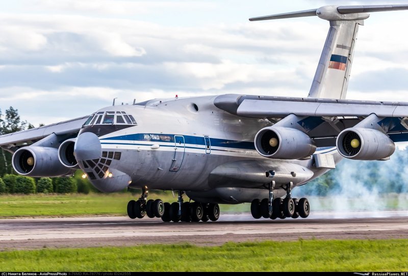 Ильюшин ил-76мд
