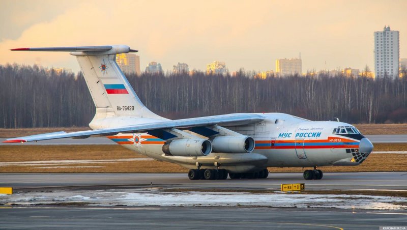 Самолёт МЧС ил 76тд