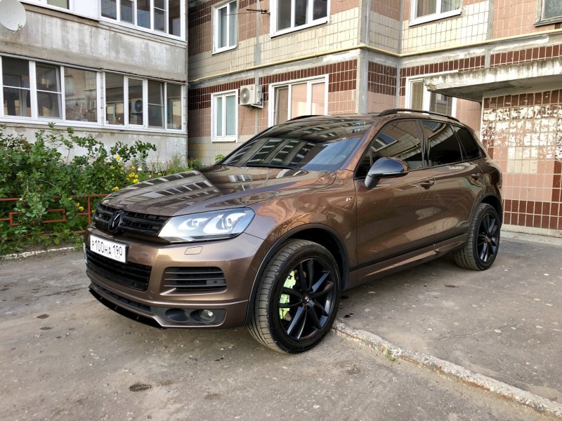 Volkswagen Touareg NF коричневый