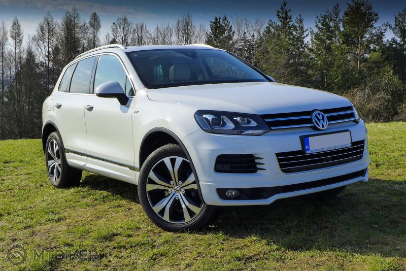 Volkswagen Touareg II R-line 2014