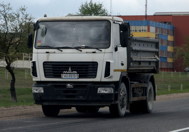 МАЗ 4371w2