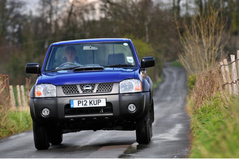 Nissan np300, 2007