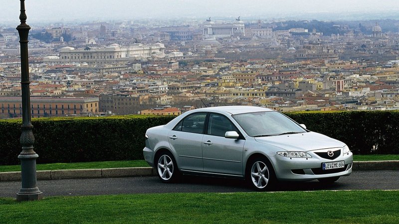 Mazda Atenza Sport 2003