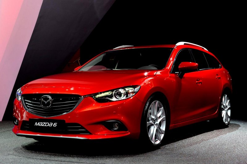 Mazda Atenza 2