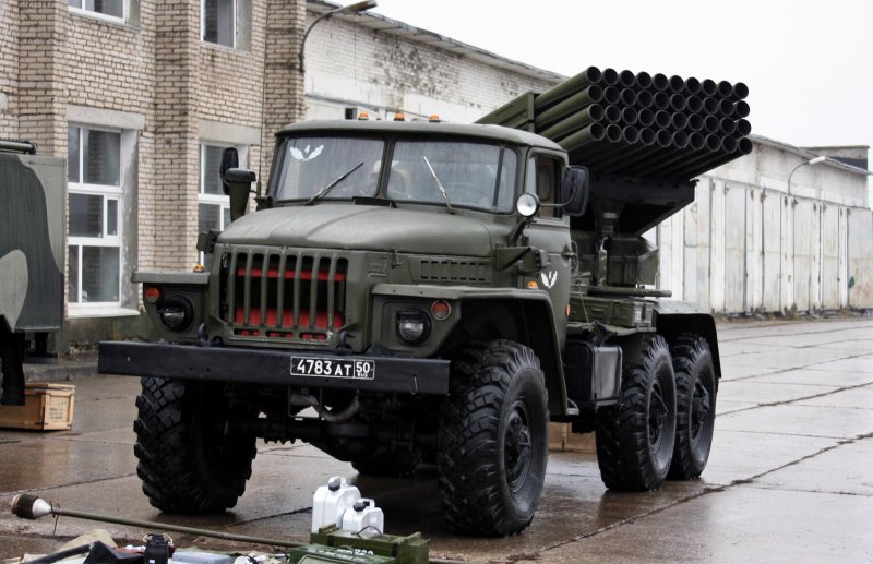 БМ-21 реактивная система залпового огня