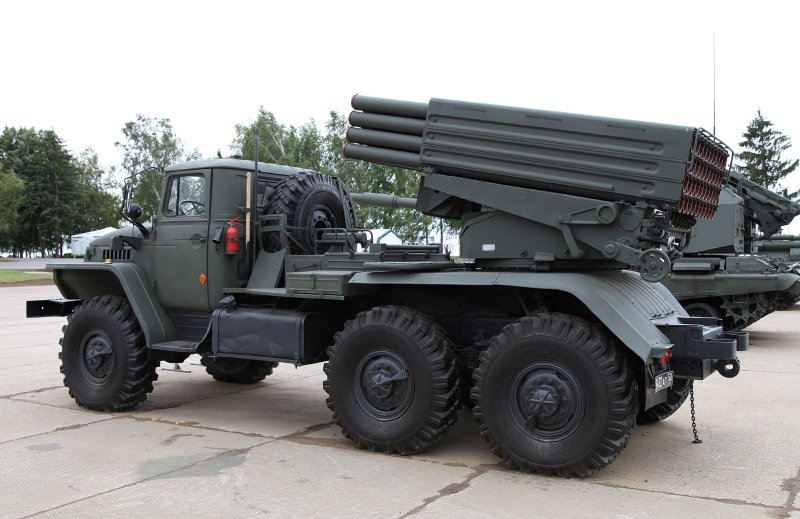 РСЗО БМ-21 град