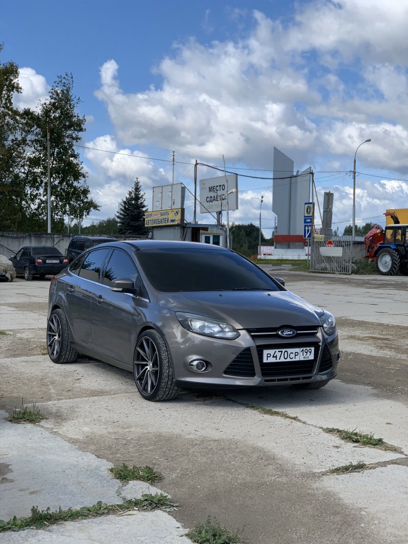 Ford Focus 3 седан диски r19