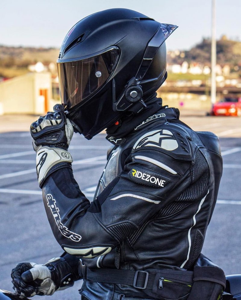 Шлем для BMW s1000rr