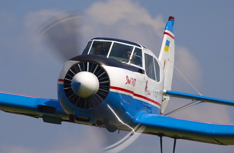 Самолёт як-18т СССР