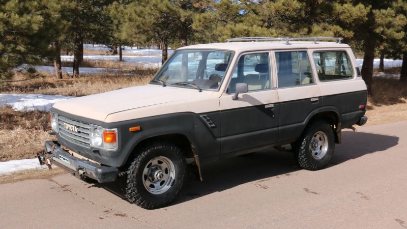 Toyota Land Cruiser TLC 60