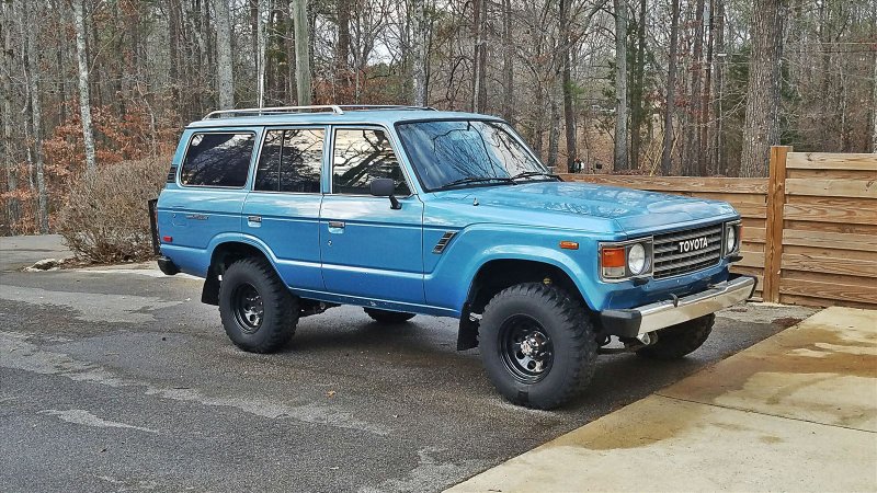 Toyota Land Cruiser 60