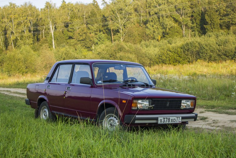 Lada 21053