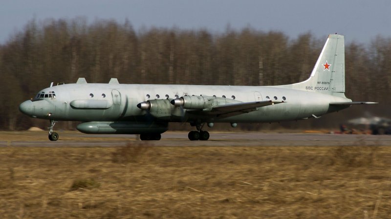Самолет-разведчик ил-20