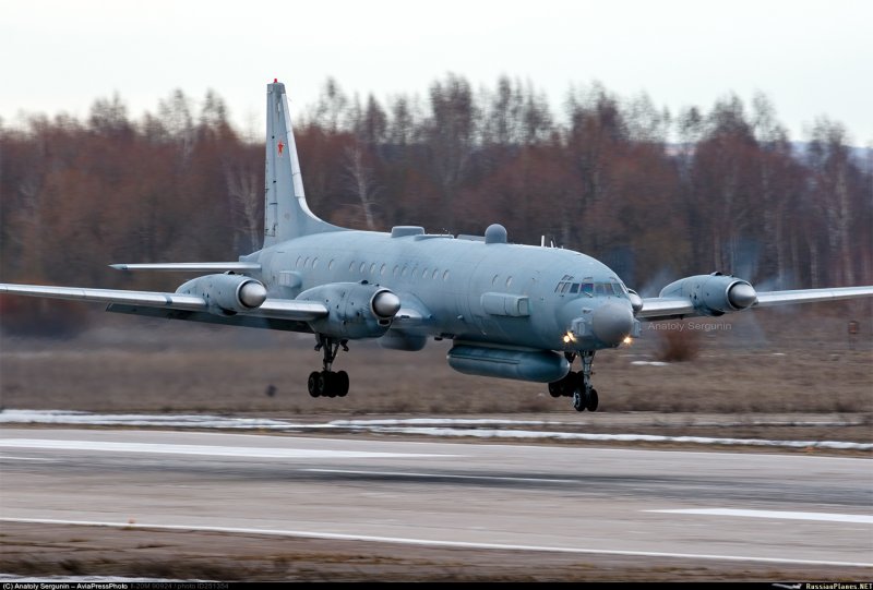 Ил-20м 90924