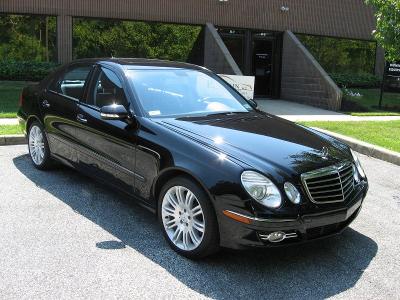 Мерседес-Бенц е350 4matic