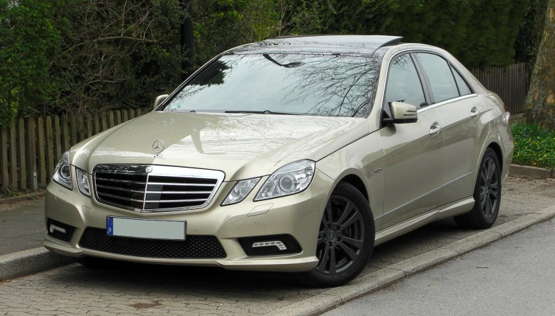 Мерседес e350 черный