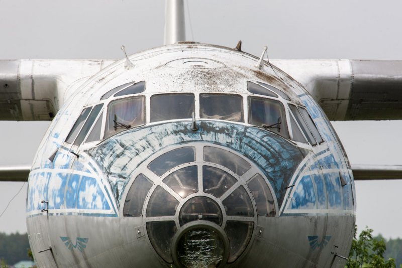 АН-10 Монино
