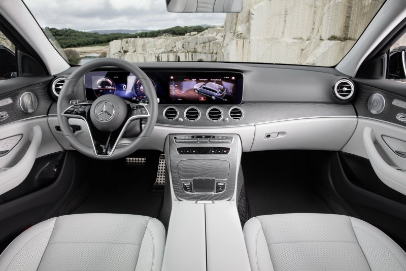 Mercedes Benz e class 2021