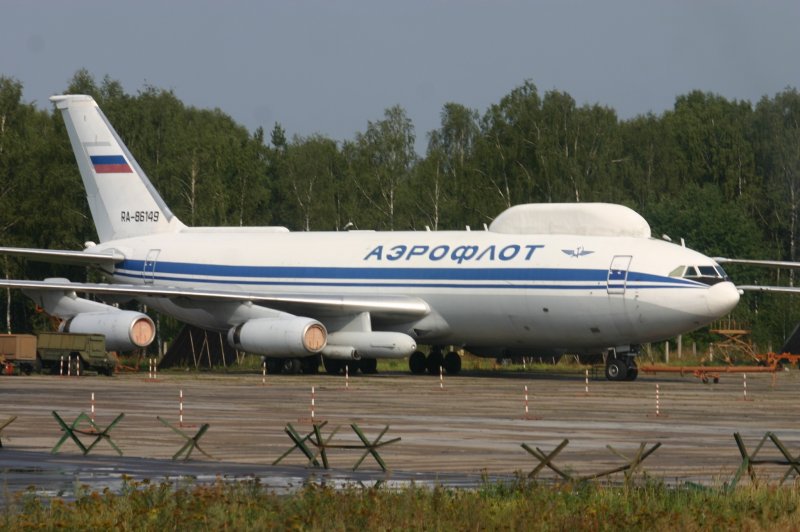 Шасси самолета ил-96