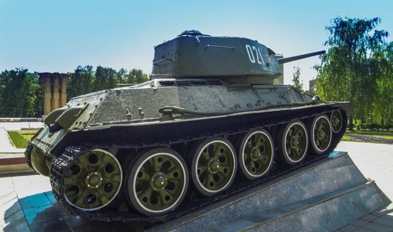 Монумент танк 34 Королев