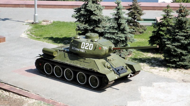 Танк т-34-85