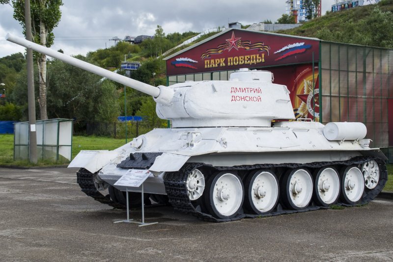Средний танк т-34-85