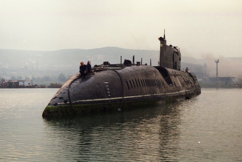 АПЛ К-77