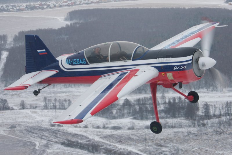 Кордовый самолет як 54