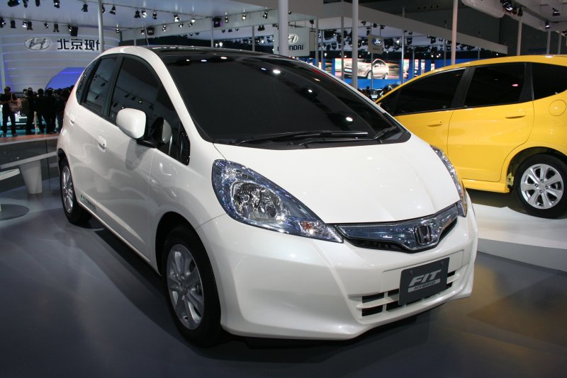 Honda Fit Hybrid 2014