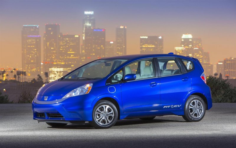 Toyota Fit гибрид