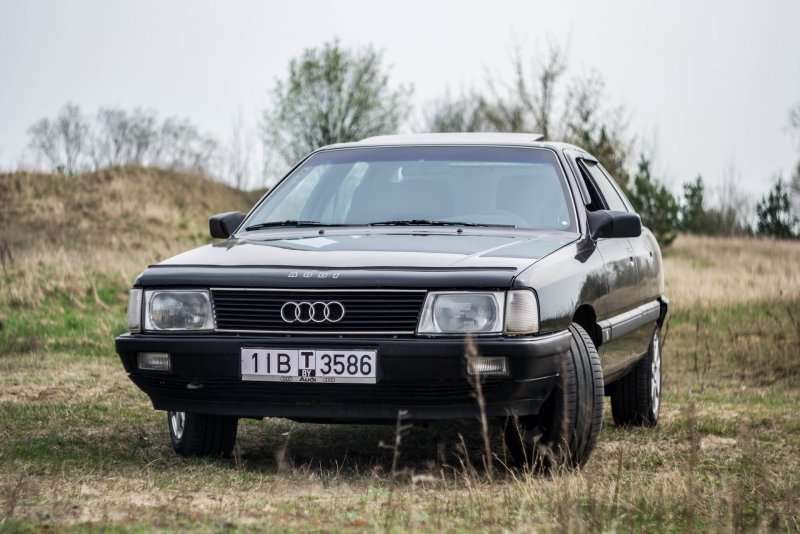 Audi 100 c3 1989
