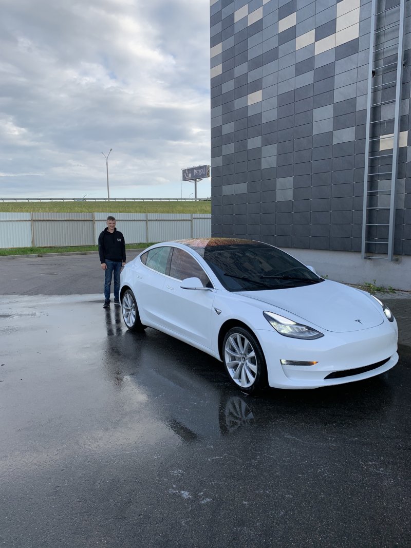 Tesla model 3