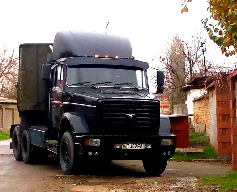 ЗИЛ 133 И КАМАЗ