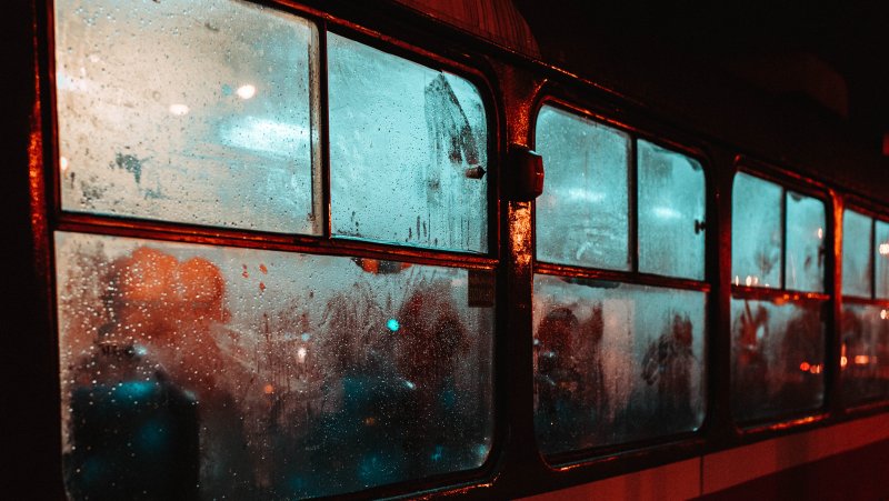Окно автобуса