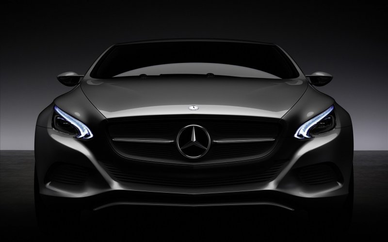 Mercedes Benz Concept черный