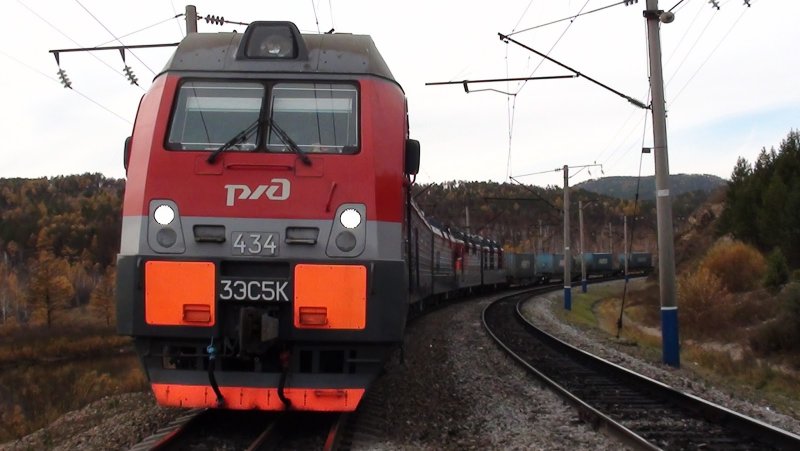 Локомотив 3эс5к Ермак