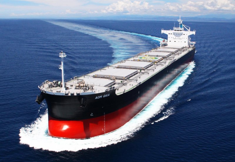 Морское судно балкер