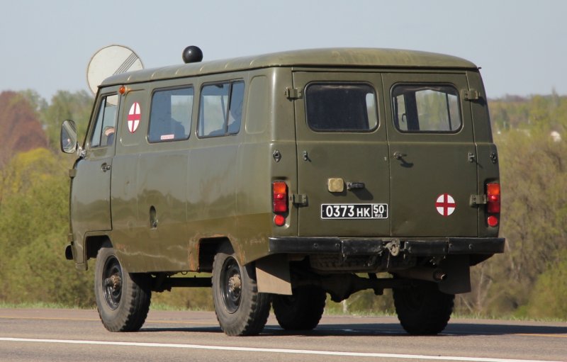 УАЗ 452 сзади