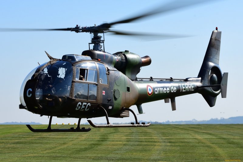 Вертолет sa 342 Gazelle
