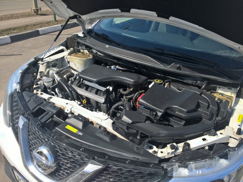 Nissan Qashqai 2014 подкапотное