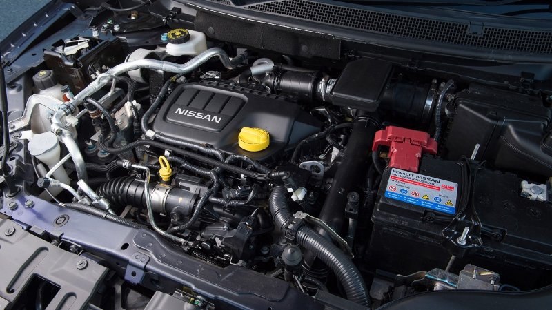 Nissan Qashqai 2014 подкапотное