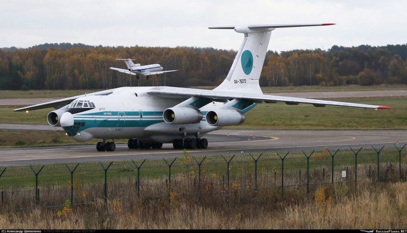 АН 24 АЛРОСА ил 76 АЛРОСА аэропорт Полярный