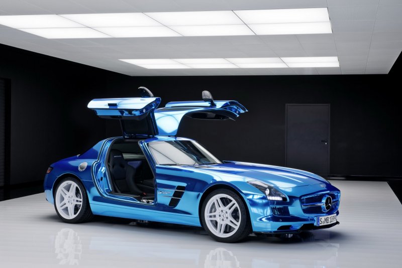 Mercedes Benz SLS Coupe AMG Electric Drive