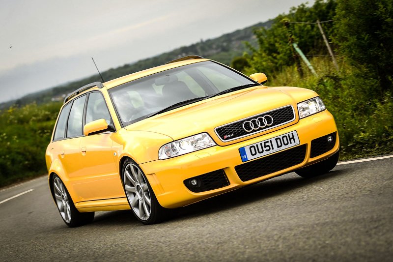 Audi rs4 b5 sedan