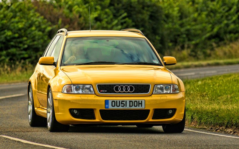 Audi rs4 b5