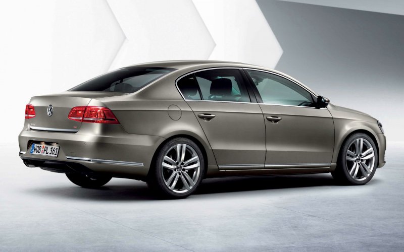 Volkswagen Passat b7 белый