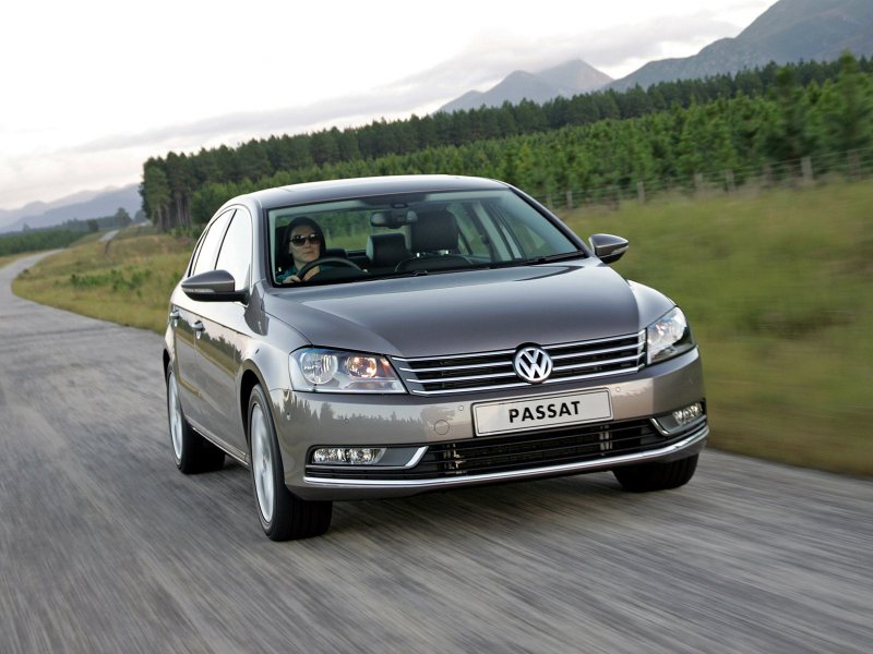 Пассат b7 2010