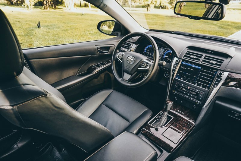Toyota Camry 2.5 Exclusive 2017
