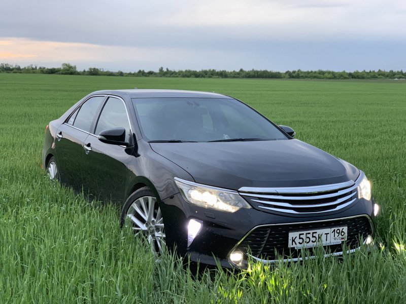 Toyota Camry 2021 Exclusive