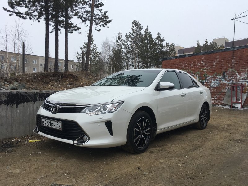 Toyota Camry 2017 салон